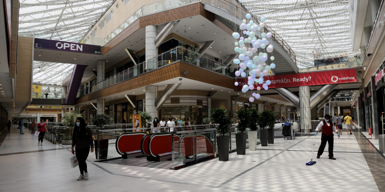 Μετά το click away έρχεται το drive through: Έτσι θα ψωνίζουμε στα εμπορικά κέντρα