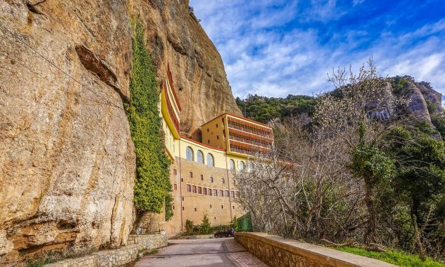 Χριστούγεννα στα Καλάβρυτα: Ο μαγευτικός προορισμός που σε καθηλώνει όλες τις εποχές του χρόνου