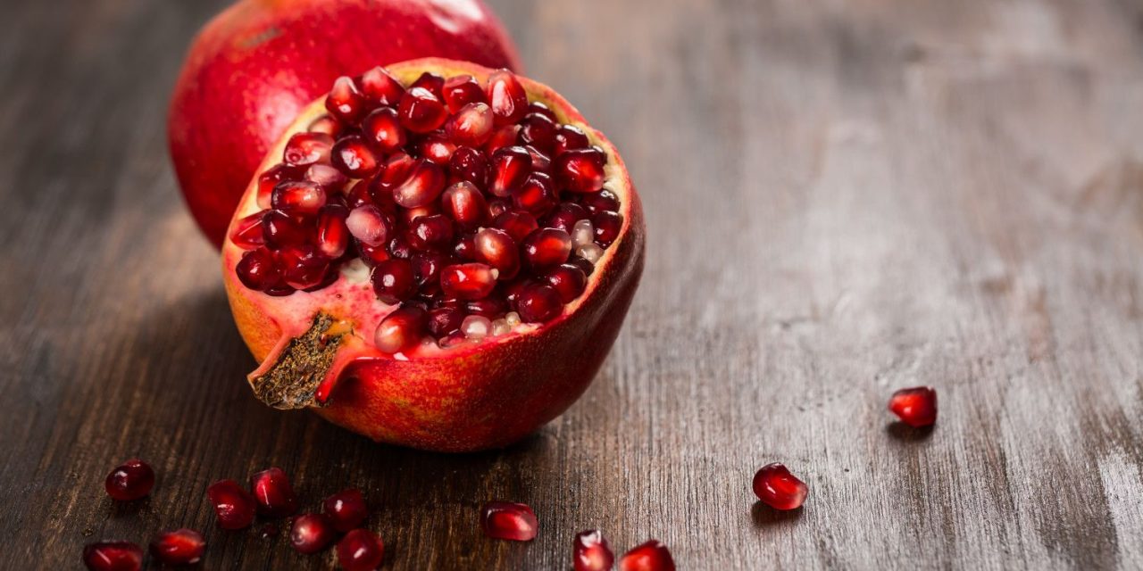 Γιατί σπάμε ρόδι την Πρωτοχρονιά – Από ποιο μέρος της Ελλάδας ξεκίνησε το έθιμο