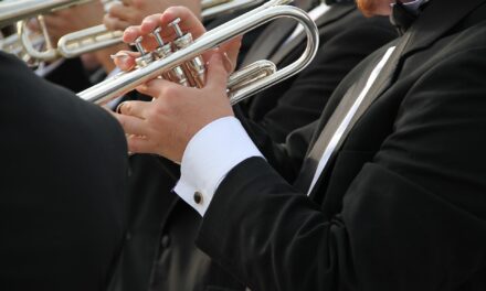 Θεσσαλονίκη: Συναυλία… από τα μπαλκόνια διαμερισμάτων στο κέντρο της πόλης!