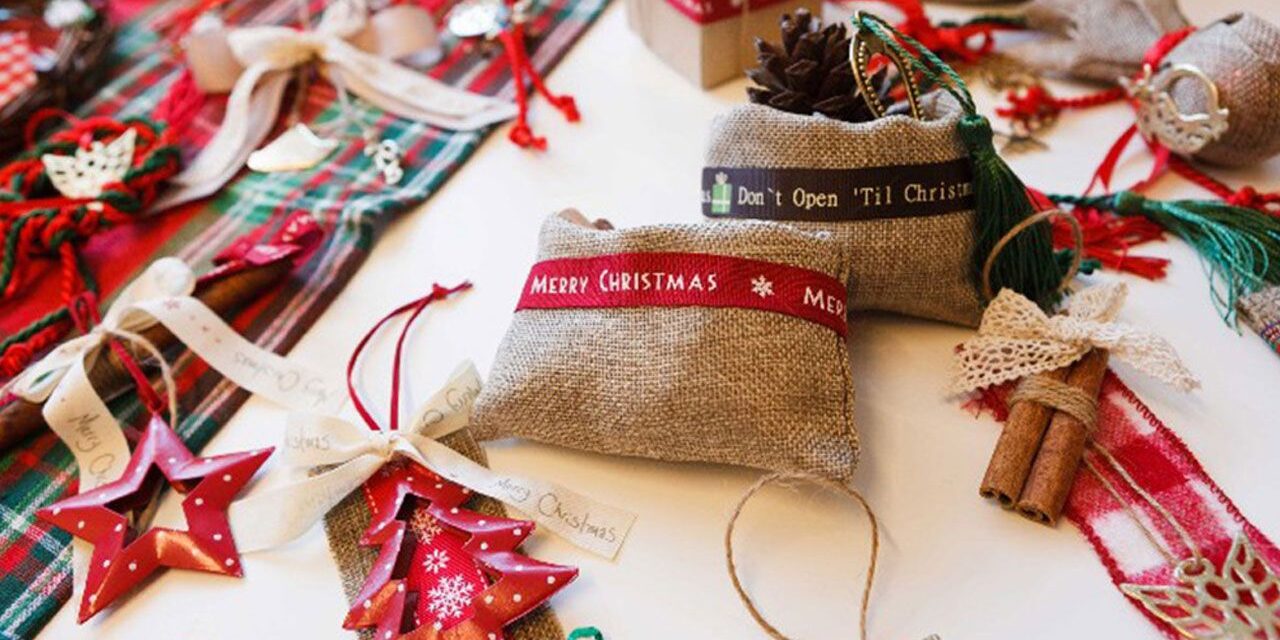 5 ιδέες για να δημιουργήσετε μαζί με τα παιδιά σας Χριστουγεννιάτικες κατασκευές