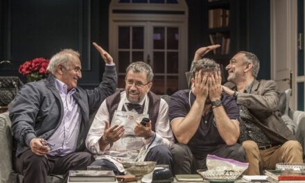 7 παραστάσεις που μπορείτε να τις απολαύσετε με ένα κλικ στην οθόνη σας!