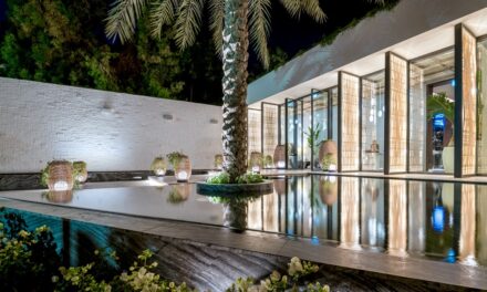 Ντουμπάι: Αυτό είναι το πολυτελές Νάμμος όπου άλλαξε χρονιά η κοσμική Αθήνα