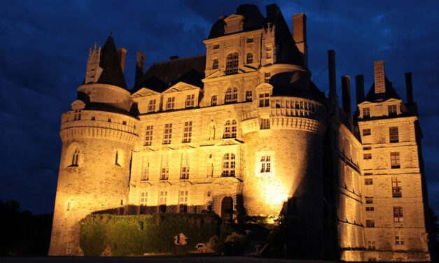 Μπρισάκ: Το εντυπωσιακό κάστρο με τον ανατριχιαστικό θρύλο – Εσείς θα διανυκτερεύατε;
