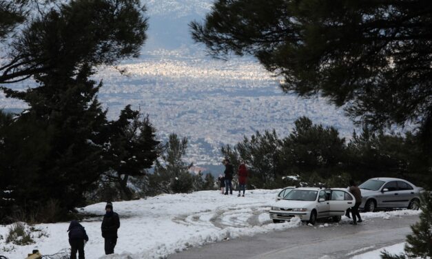 Κακοκαιρία «Φίλιππος»: Τσουχτερό κρύο και βροχές σήμερα – Που θα χιονίσει