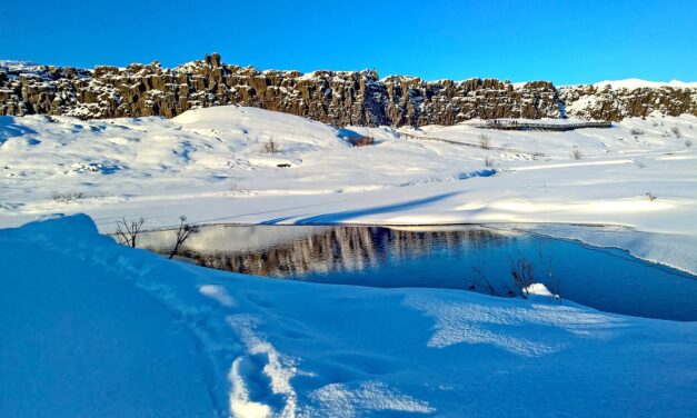 Ισλανδία: Περπατώντας εκεί που συναντιούνται οι τεκτονικές πλάκες δύο ηπείρων (video)