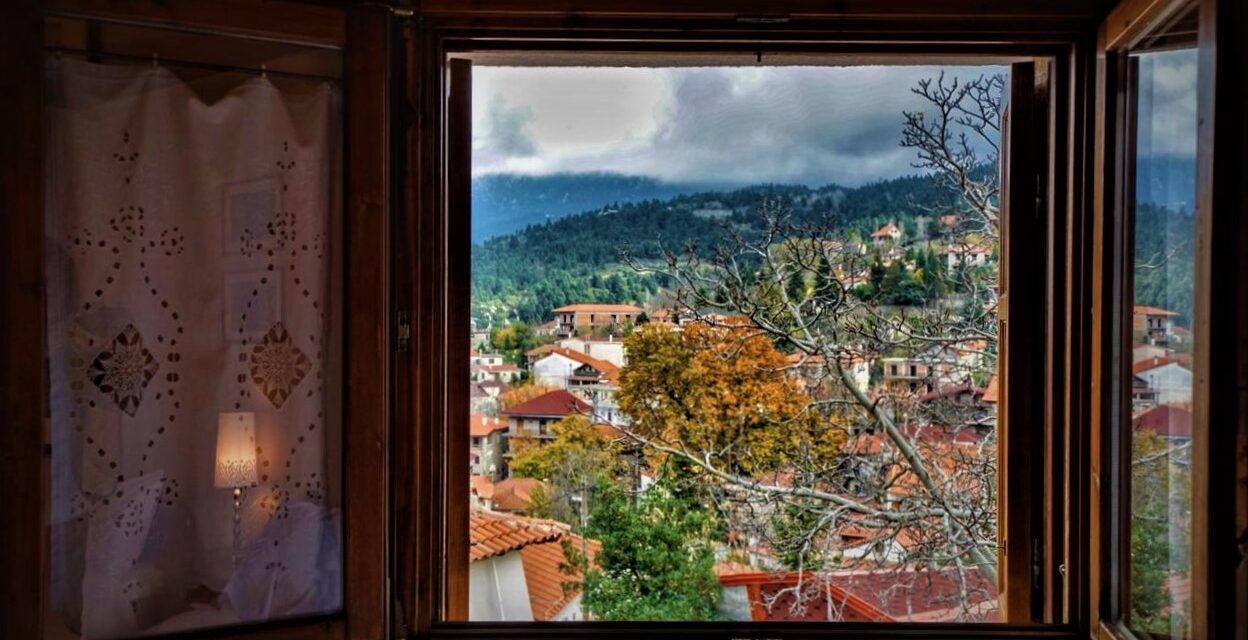 Το Μπαλκόνι της Αγόριανης: Παραμυθένια διαμονή στην αγκαλιά του Παρνασσού