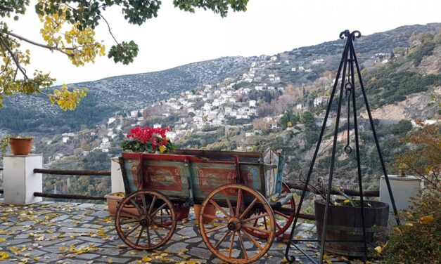 Πορταριά: Εξερευνώντας το μπαλκόνι του Βόλου