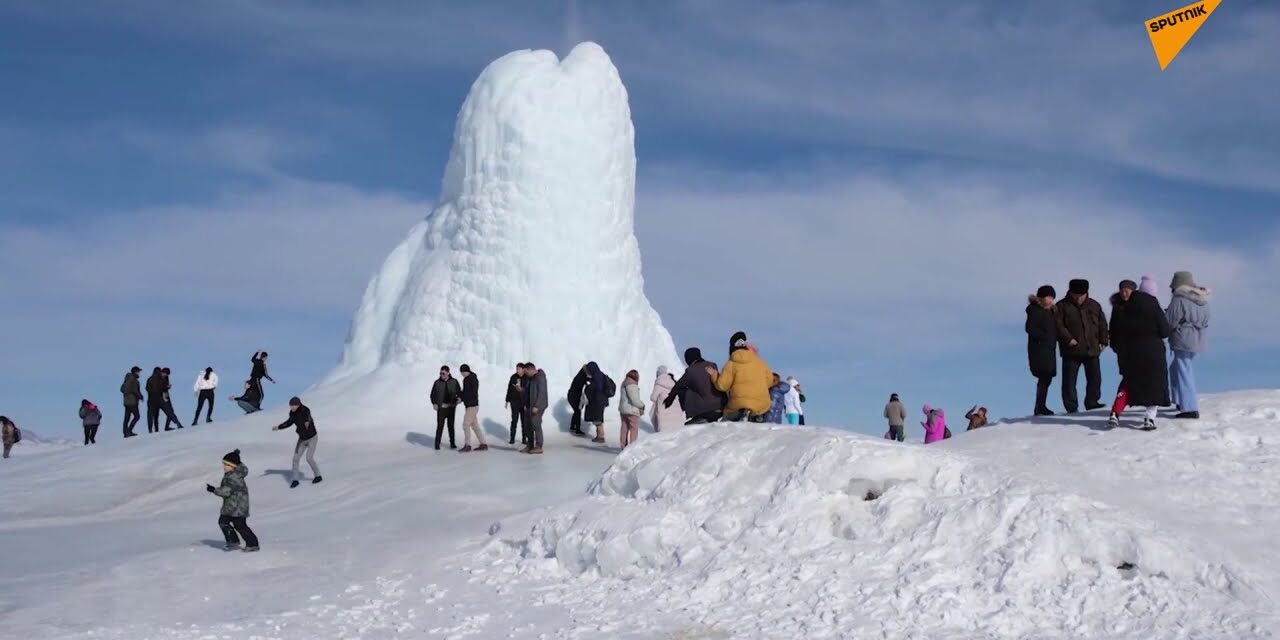 Παγωμένο “ηφαίστειο” στο Καζακστάν εκτοξεύει… ατμό – Εντυπωσιακό video
