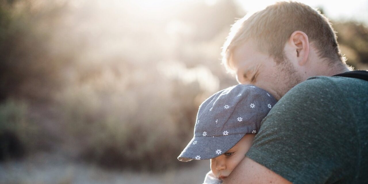 Μεγαλύτερη η άδεια πατρότητας – Όλα όσα αλλάζουν στις γονικές άδειες