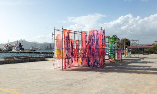 Το παραλιακό μέτωπο της Ελευσίνας μετατράπηκε σε… υπαίθρια γκαλερί