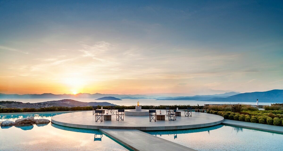 Telegraph: 6 ελληνικά ξενοδοχεία στα καλύτερα της Ευρώπης για διακοπές μετά το lockdown