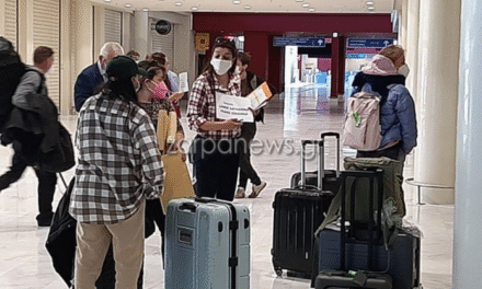 Έφτασαν χθες οι πρώτοι Γερμανοί τουρίστες στα Χανιά