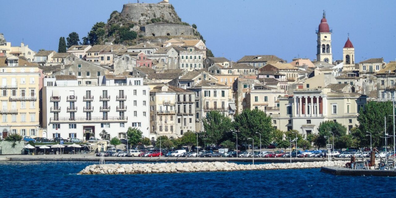 Ανάδειξη και προστασία όλης της Παλιάς Πόλης της Κέρκυρας – Επίσκεψη Μητσοτάκη στο νησί