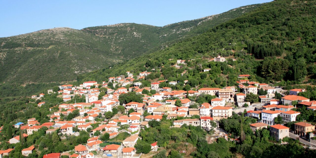 Ανδρίτσαινα: Ταξίδι στην πέτρινη αρχόντισσα