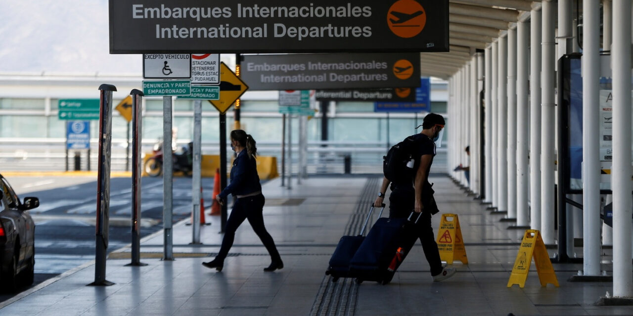 Εννέα στους 10 Ισπανούς θα χρησιμοποιούσαν ψηφιακά διαβατήρια υγείας για να ταξιδέψουν