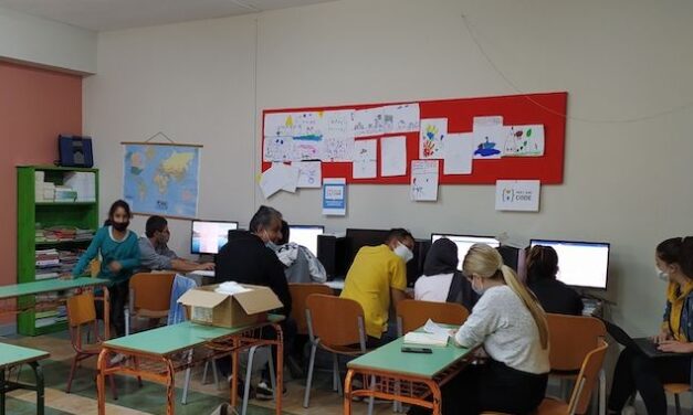 Πρόσφυγες μαθητές από την Κω και τη Λέρο κατέκτησαν την 1η θέση σε πανευρωπαϊκό διαγωνισμό τεχνολογίας