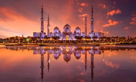 Άμπου Ντάμπι: Ανακαλύπτοντας στην πολυτελή πρωτεύουσα των Ηνωμένων Αραβικών Εμιράτων