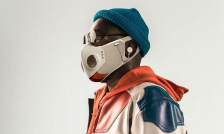 Νέα μάσκα κατά του CoVid-19: Μπορείς να ακούσεις μουσική, να μιλήσεις και να έχεις Bluetooth