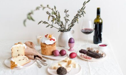 Ο γύρος του κόσμου μέσα από 6 πασχαλινά έθιμα – Από Ιταλία μέχρι Πολωνία