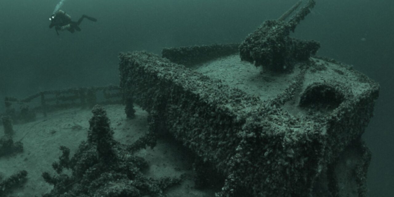 Αυτό είναι το βαθύτερο ναυάγιο του κόσμου – Δείετ το video που κάνει τον γύρο του διαδικτύου