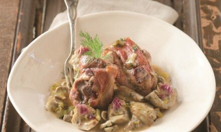 10 φαγητά που μπορείτε να φάτε μόνο την Άνοιξη