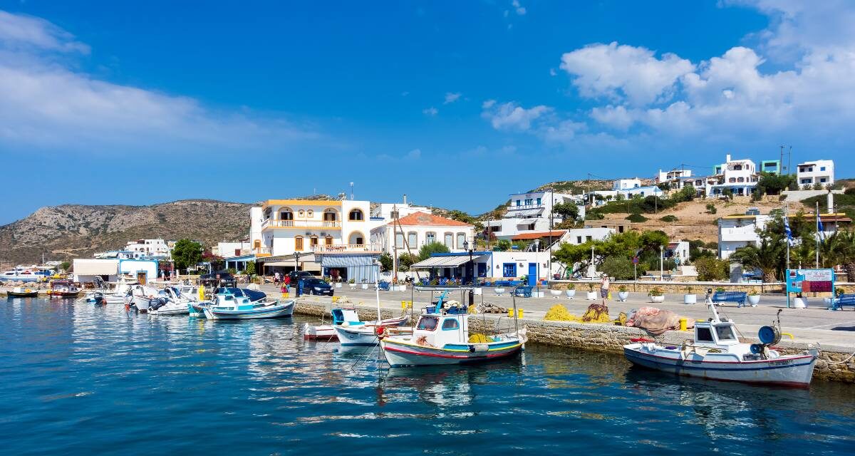 Σχέδιο για covid-free προορισμούς: Ξεκινά ο οριζόντιος εμβολιασμός στα νησιά με έως 10.000 κατοίκους