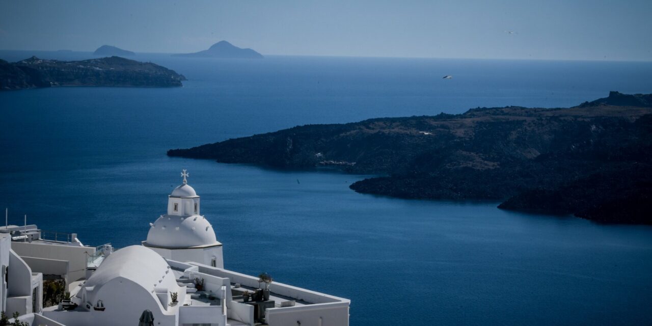 «Ανοίγει» το καλοκαίρι η ΕΕ για εμβολιασμένους τουρίστες από τις ΗΠΑ