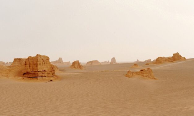 Αυτά είναι τα δύο πιο θερμά μέρη στη Γη – Με θερμοκρασίες έως 80,8 βαθμούς Κελσίου