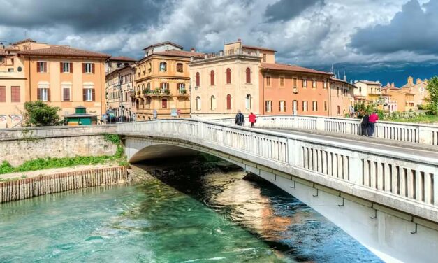 Αυτές οι υπέροχες Ιταλικές πόλεις σας πληρώνουν για να μετακομίσετε εκεί και να δουλέψετε με τηλεργασία