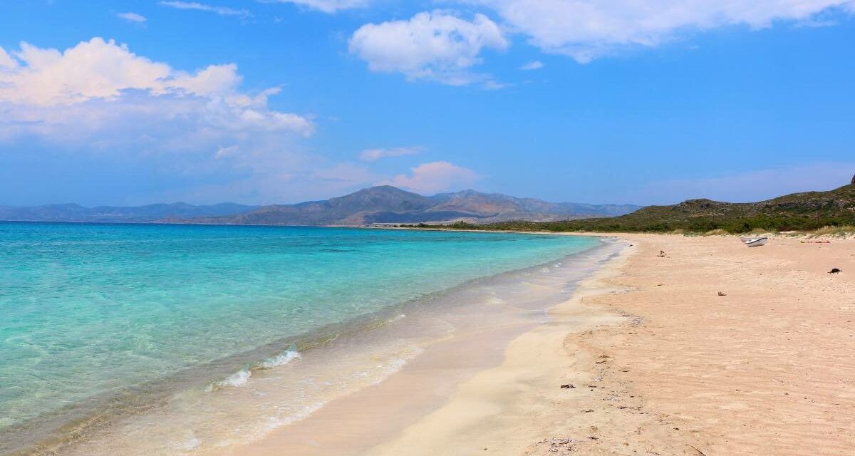 Σε δημόσια διαβούλευση το νομοσχέδιο για τις παραλίες