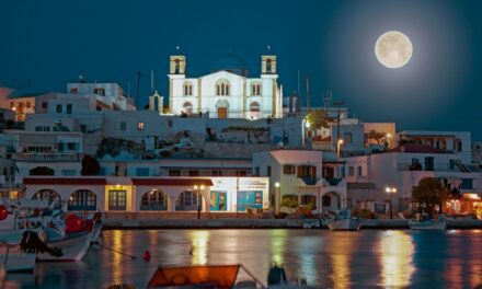 Αυτό είναι το ελληνικό νησί που έχει πληρότητα 100% για το καλοκαίρι