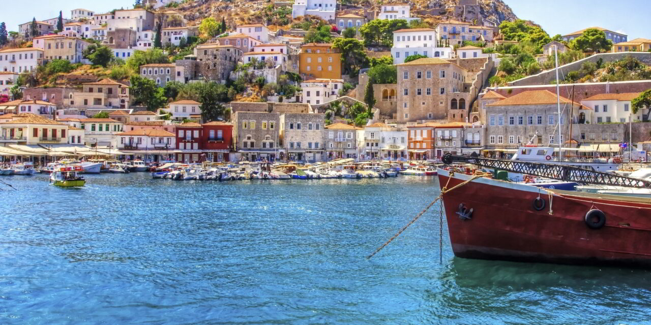 Το γαλλικό περιοδικό «Le Point» εγκωμιάζει λιγότερο γνωστούς ελληνικούς προορισμούς