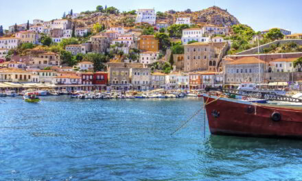 Το γαλλικό περιοδικό «Le Point» εγκωμιάζει λιγότερο γνωστούς ελληνικούς προορισμούς