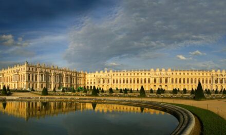 Θέλετε βασιλική διαμονή; Το πρώτο ξενοδοχείο μέσα στο Παλάτι των Βερσαλλιών είναι γεγονός