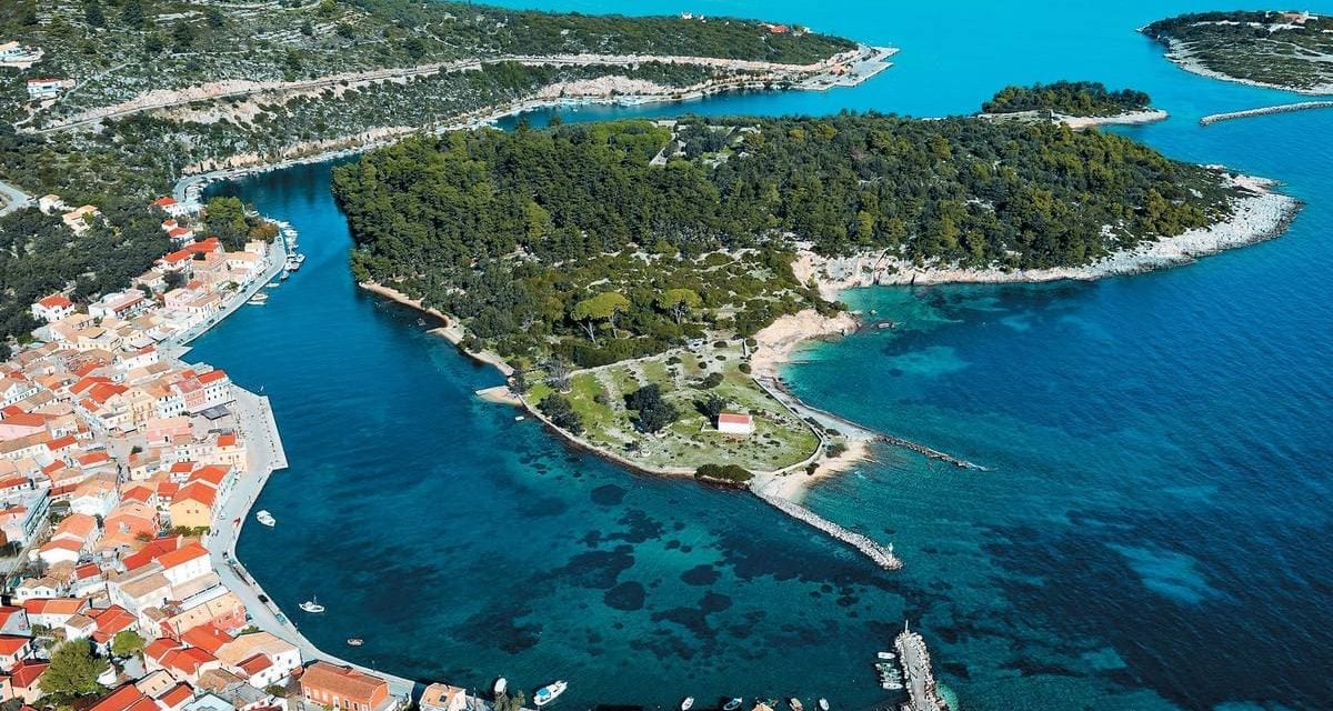 Εξερευνώντας την εξωτική ομορφιά των Παξών