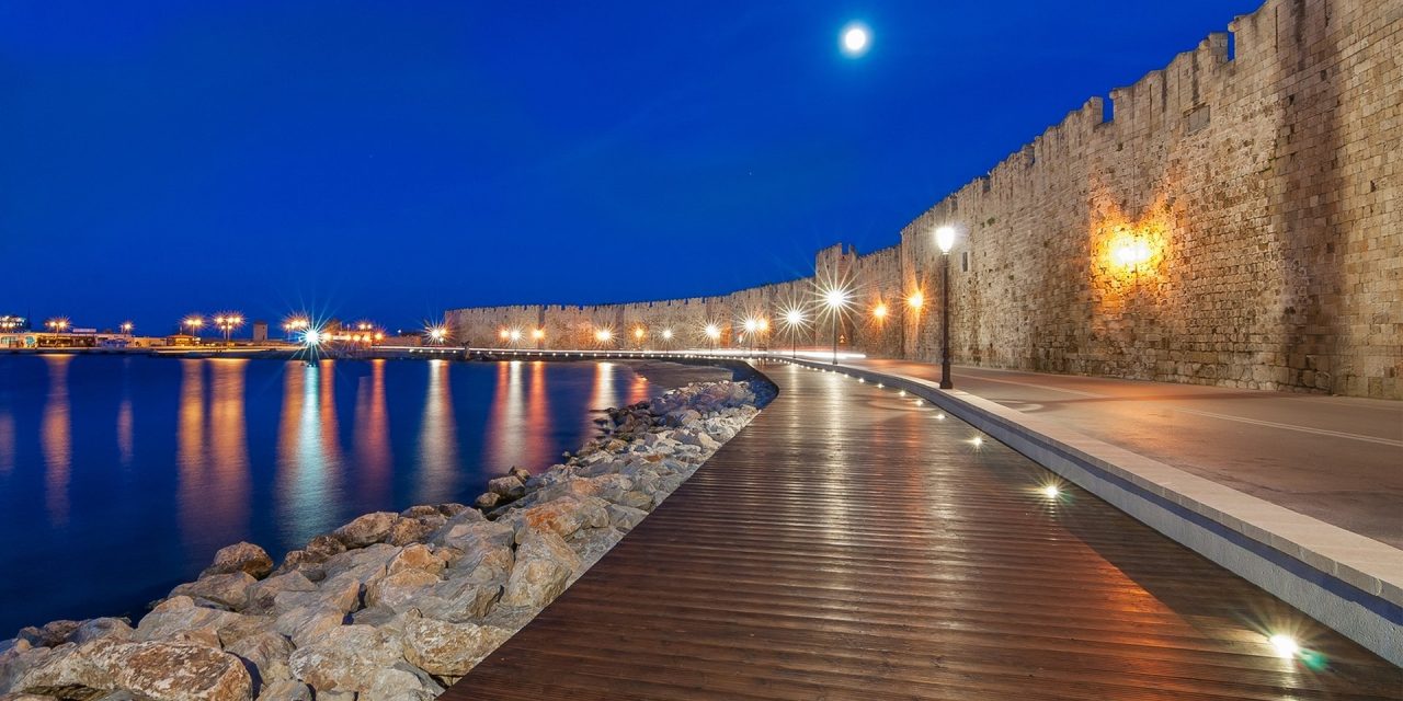 Αυτά είναι τα τρία κορυφαία Ελληνικά νησιά στις προτιμήσεις των Γάλλων ταξιδιωτών