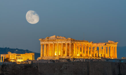 “Love Letters from Athens”: Έρχεται το δεύτερο μέρος της καμπάνιας