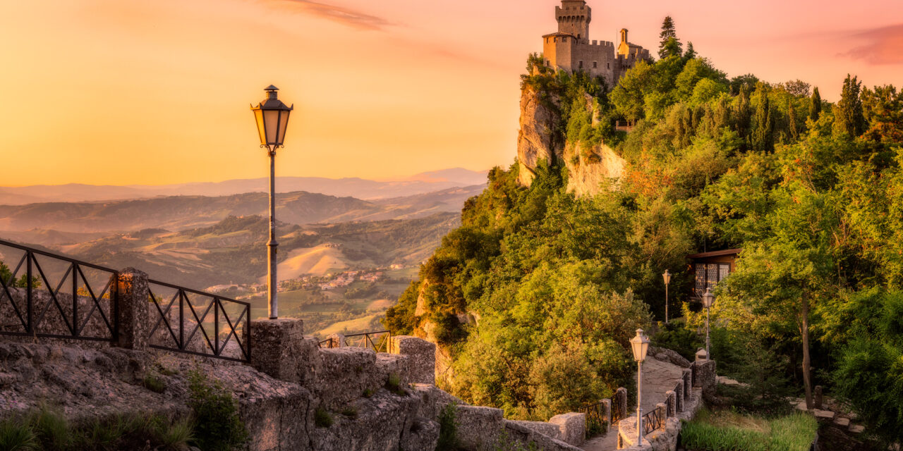 Εμβολιαστικός τουρισμός στο Σαν Μαρίνο: Μαζί με το δωμάτιο κλείνεις και εμβόλιο