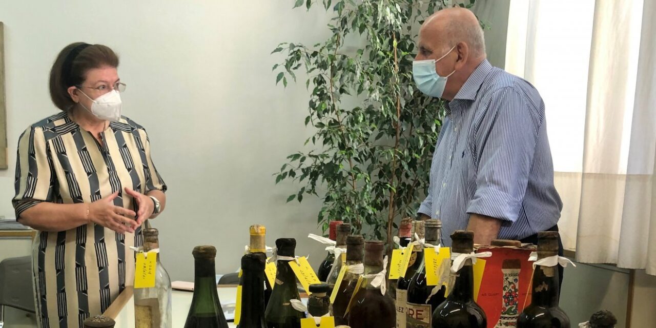 Αποκαλύπτονται οι σπάνιοι θησαυροί της κάβας του Τατοΐου