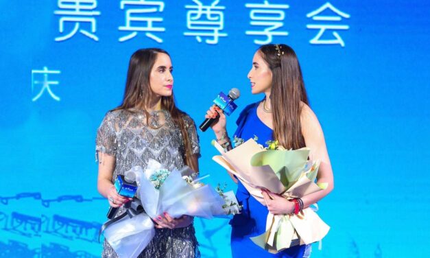 Greek Twins στο CCTV: Η Ελλάδα μέσα στα σπίτια εκατομμυρίων Κινέζων τηλεθεατών