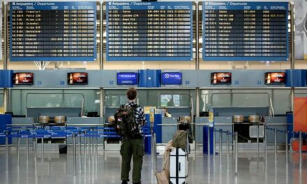 Κομισιόν: 16 αεροπορικές εταιρίες δεσμεύτηκαν για την άμεση αποζημίωση των επιβατών σε περίπτωση ακύρωσης