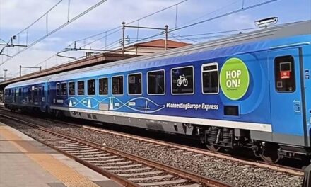 Connecting Europe Express: Το τρένο που διασχίζει 26 χώρες έφτασε και στην Ελλάδα