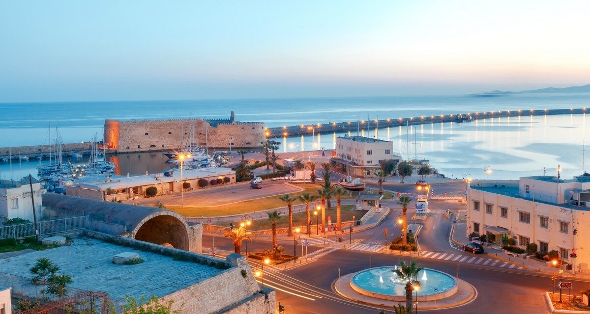 Κρήτη:  Οι αφίξεις των τουριστών θα συνεχίζονται μέχρι τον Νοέμβριο