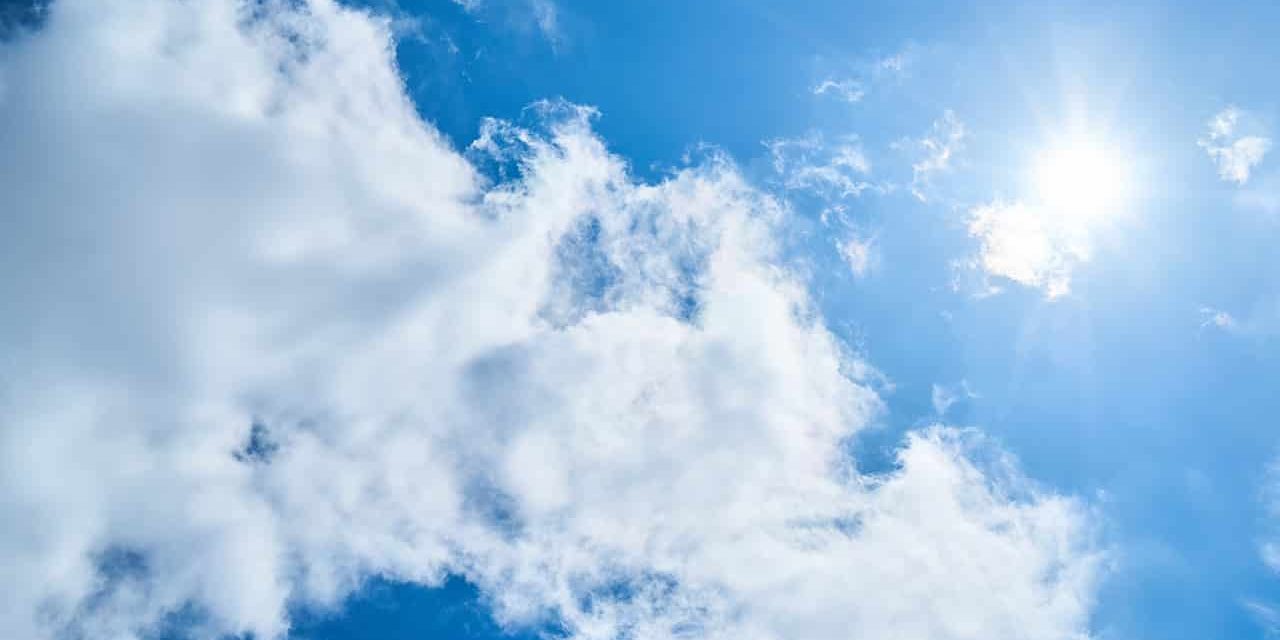 Αίθριος ο καιρός σήμερα – Έως 23 βαθμούς η θερμοκρασία