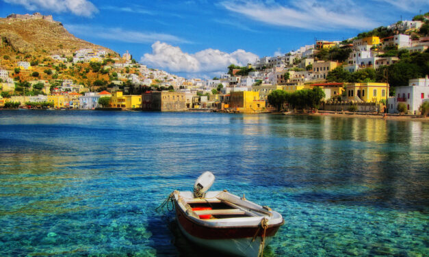 The Guardian: Αυτά τα δύο ελληνικά νησιά βρίσκονται στη λίστα με τους καλύτερους φθινοπωρινούς προορισμούς