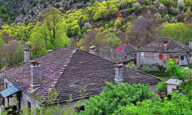 Ταξιδεύουμε σε 7 υπέροχα χωριά για τις ημέρες των Χριστουγέννων μέσα από ένα υπέροχο video