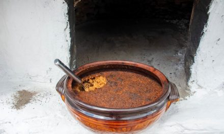 Η παραδοσιακή συνταγή της Ρόδου για ένα αλλιώτικο… γιουβέτσι