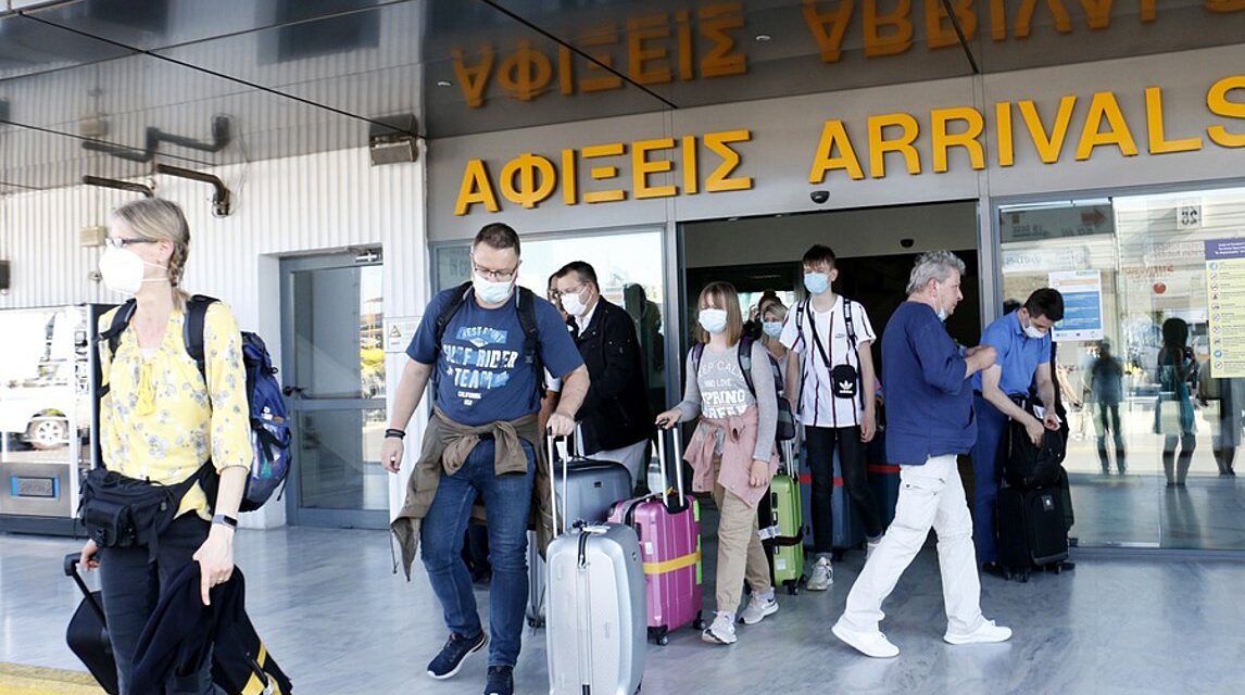 Η Ελλάδα θα συνεχίσει να δέχεται επισκέπτες από τις Η.Π.Α.