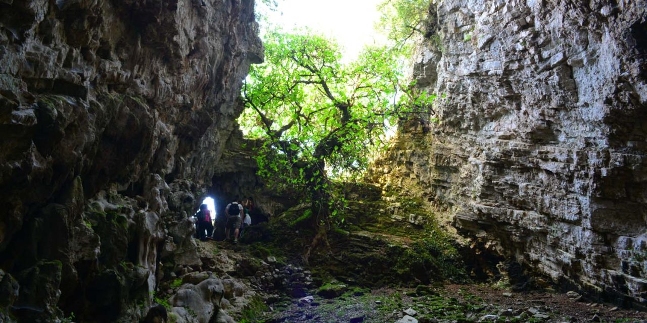 Σπήλαιο Ρίζες: Φθινοπωρινή απόδραση στην Ιθάκη